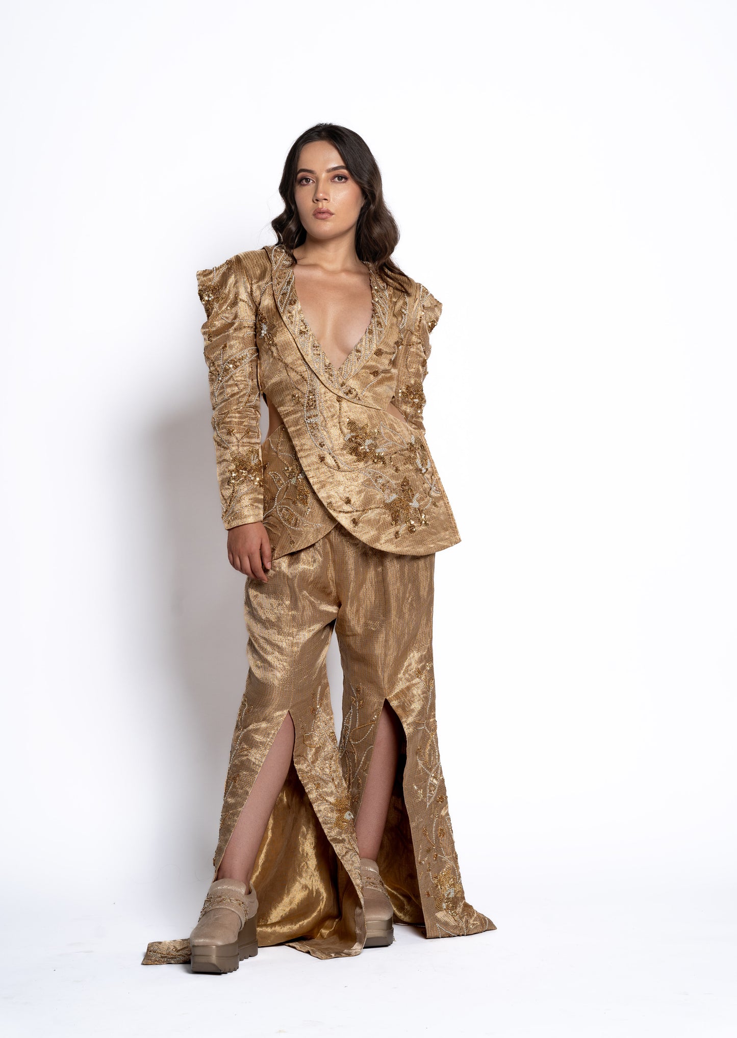 Overlap brocade jacket & a front slit pant (GS2047)