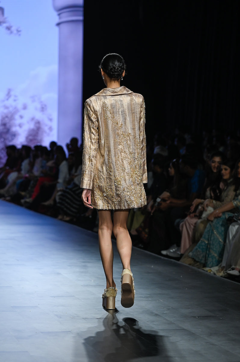 Short lengthed brocade coat, shorts & bustier (GS2053)