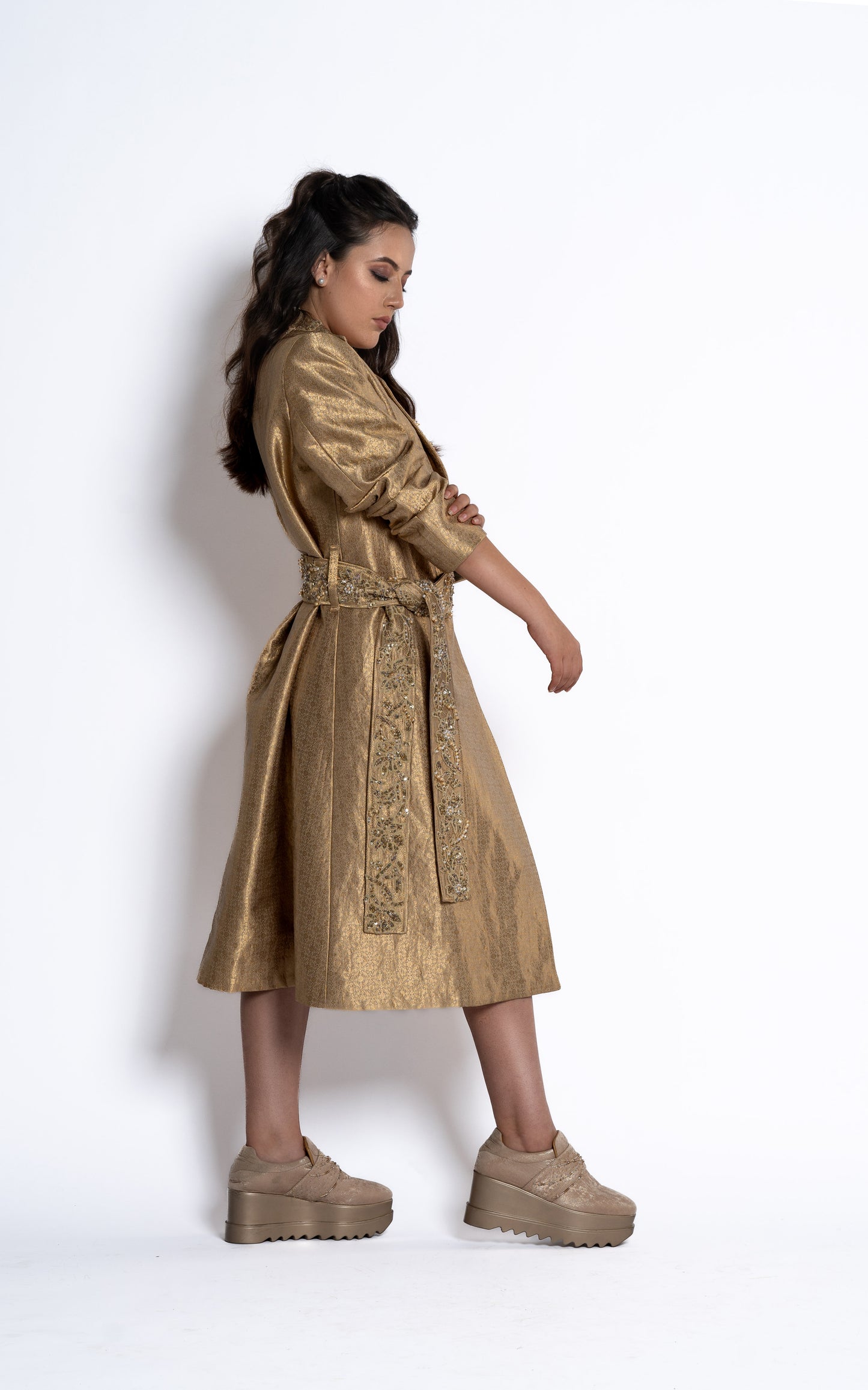 An Elegant brocade trench coat (GS2054)