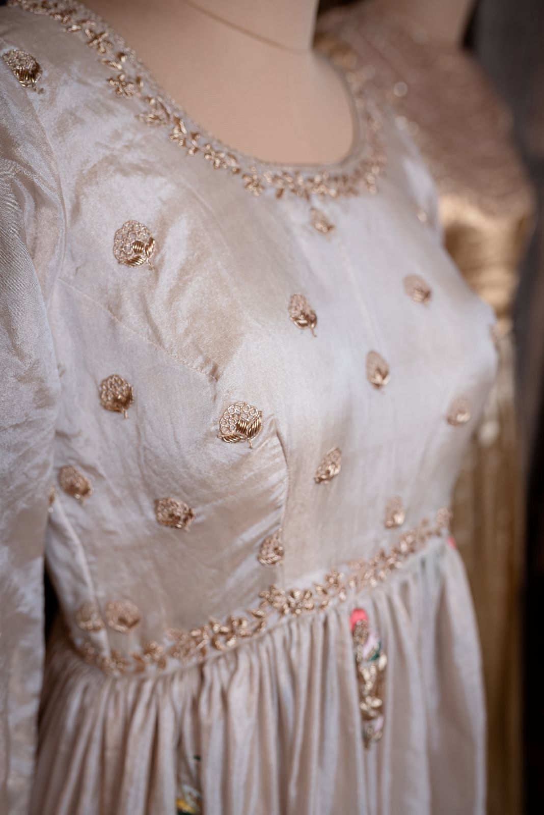 OFF WHITE EMBROIDERED A LINE KURTA GS2090