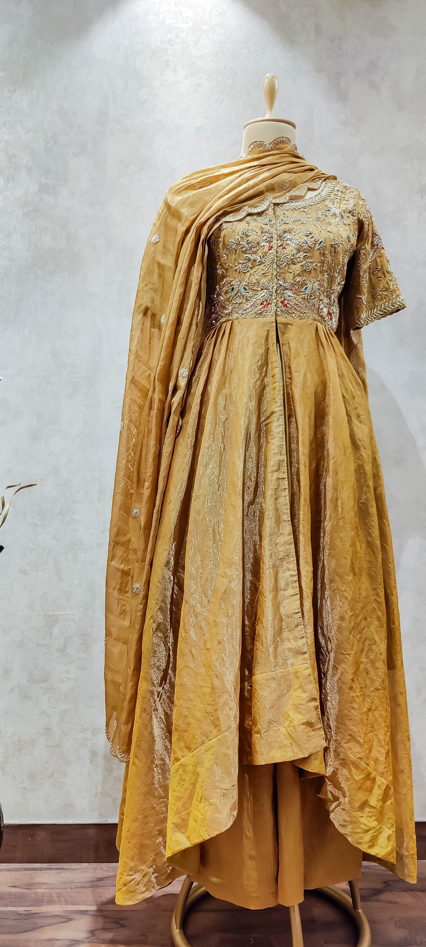 Gorgeous Kurta, Pant & Dupatta