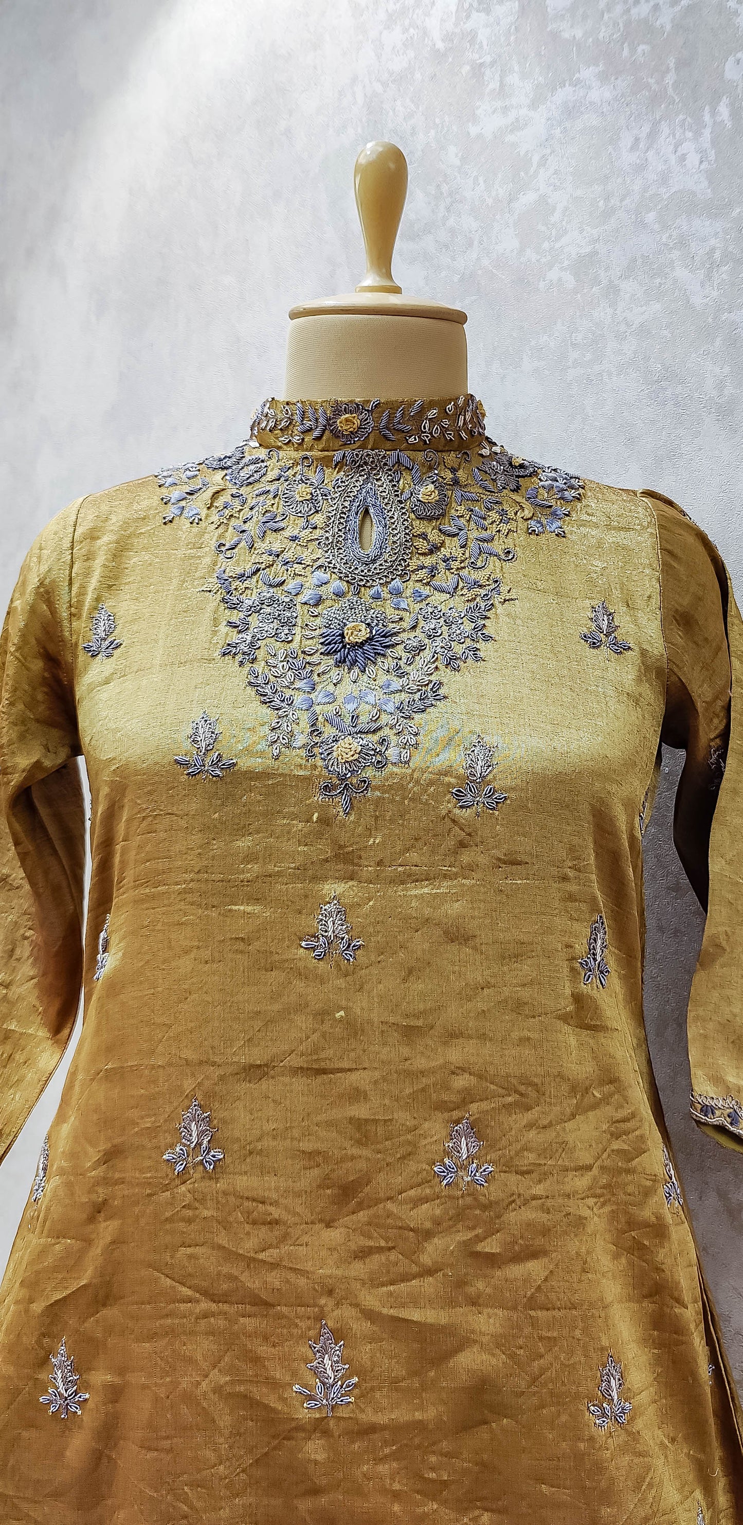Pure Banarasi Tissue Kurta & Pant (No Dupatta)