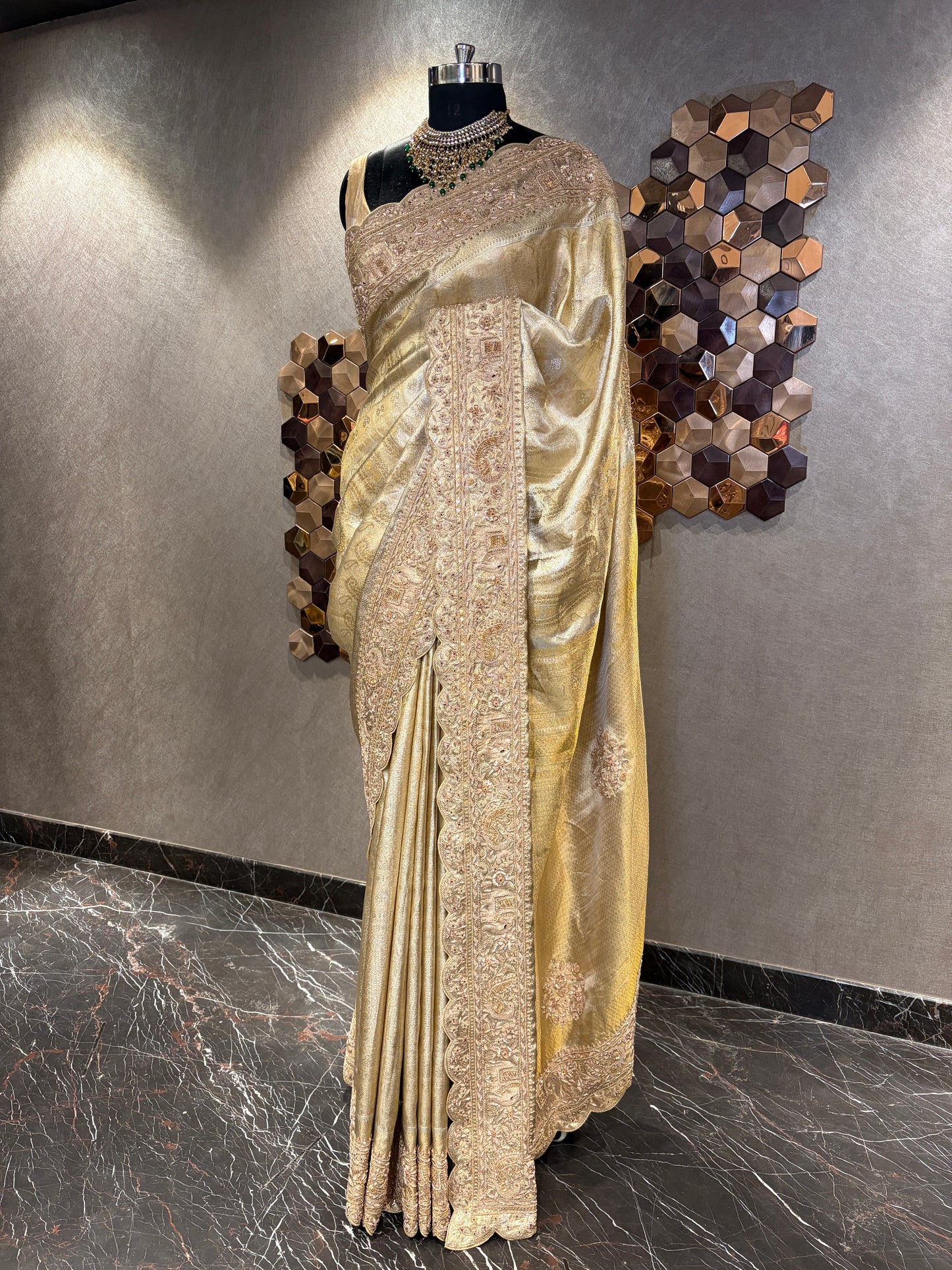 MUKTA HEMA PRABHA