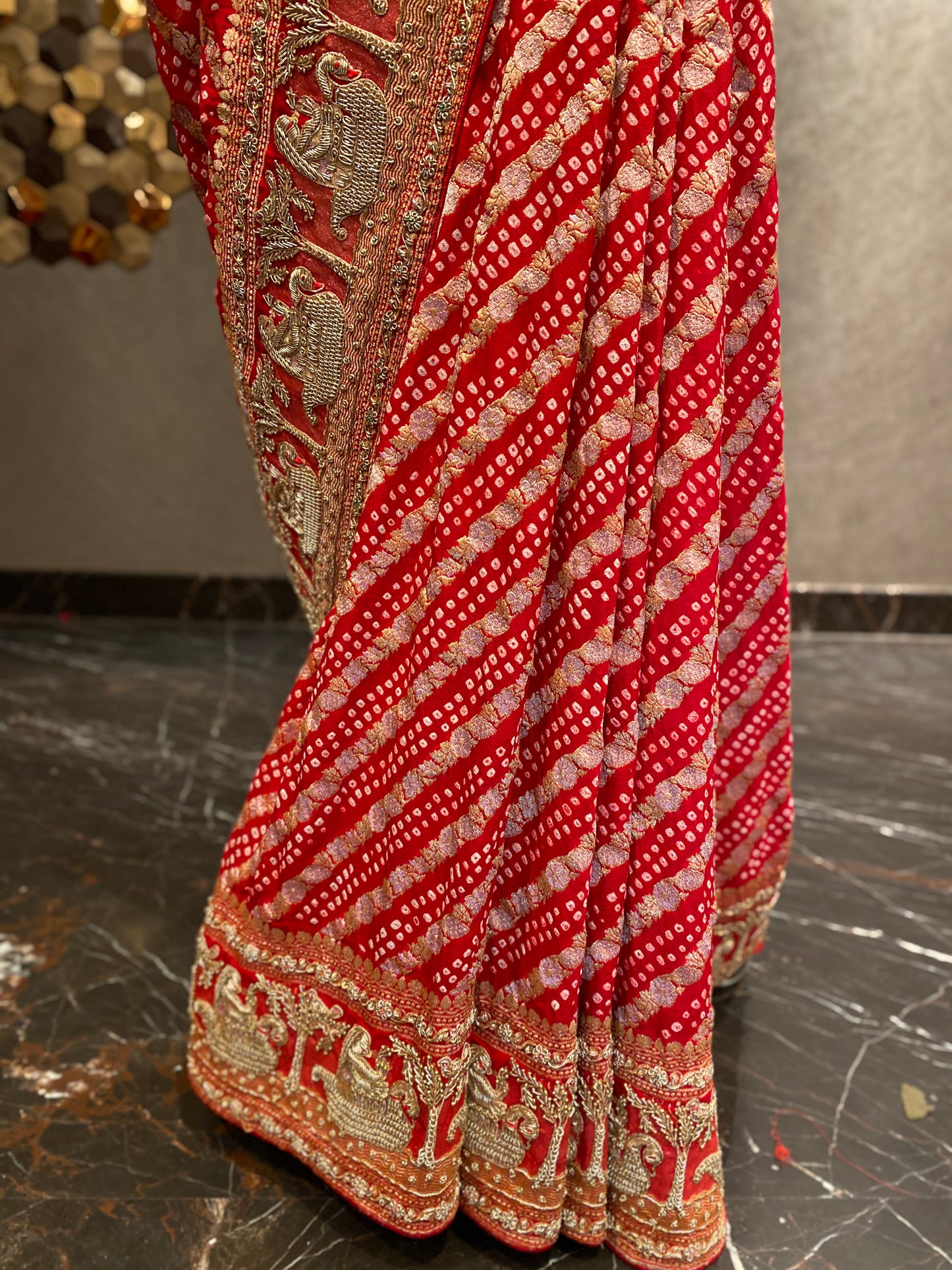 AN ELEGANT RED BANDHANI EMBROIDERED SAREE
