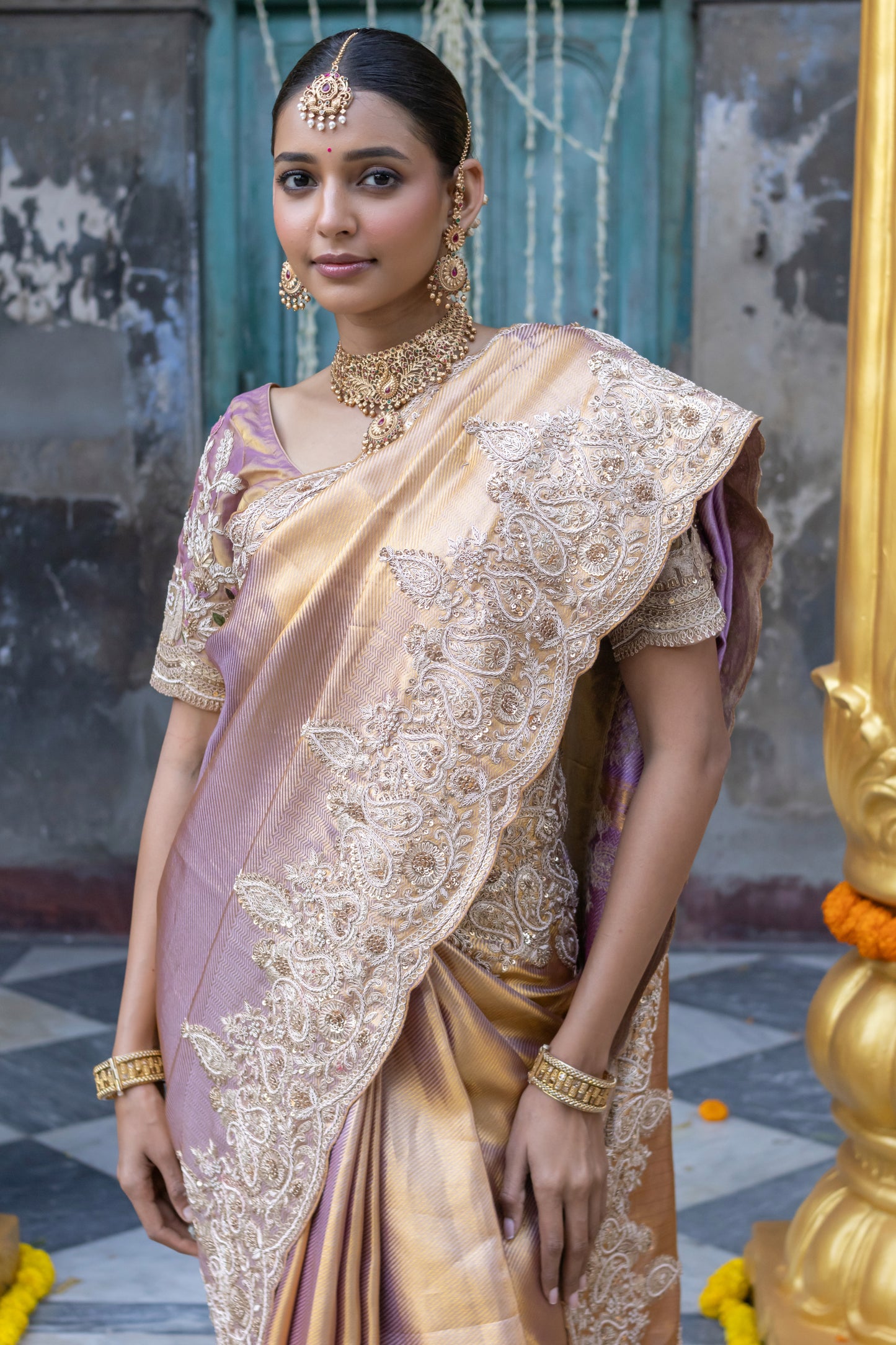 GRACEFUL GOLD- LAVENDER EMBROIDERED KANJIVARAM SAREE