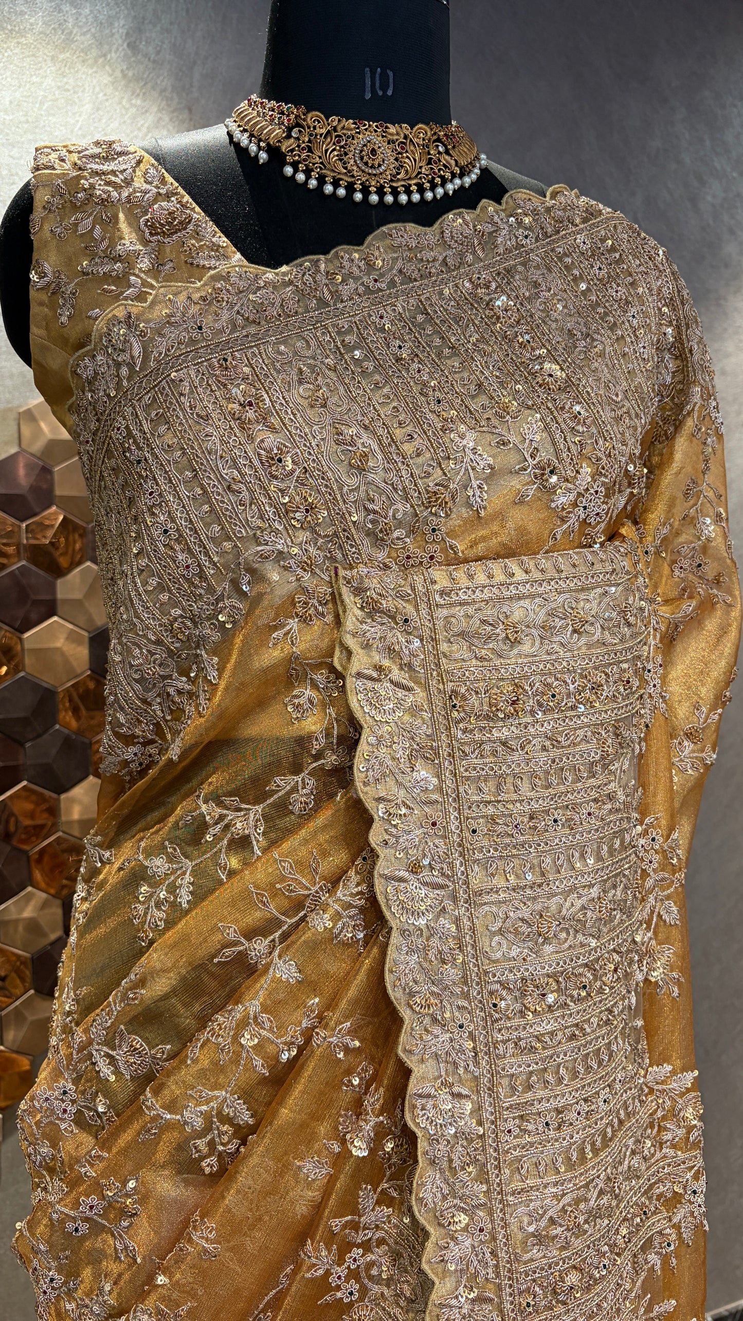 KANAKA PALLAVI KANCHI PATTU TANTU SAREE