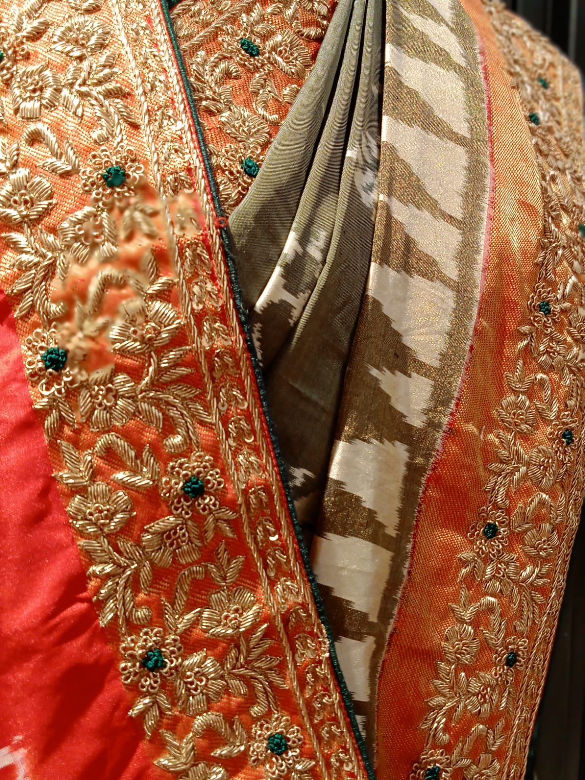 Stunning grey Pochampalli Ikat Saree SS 472