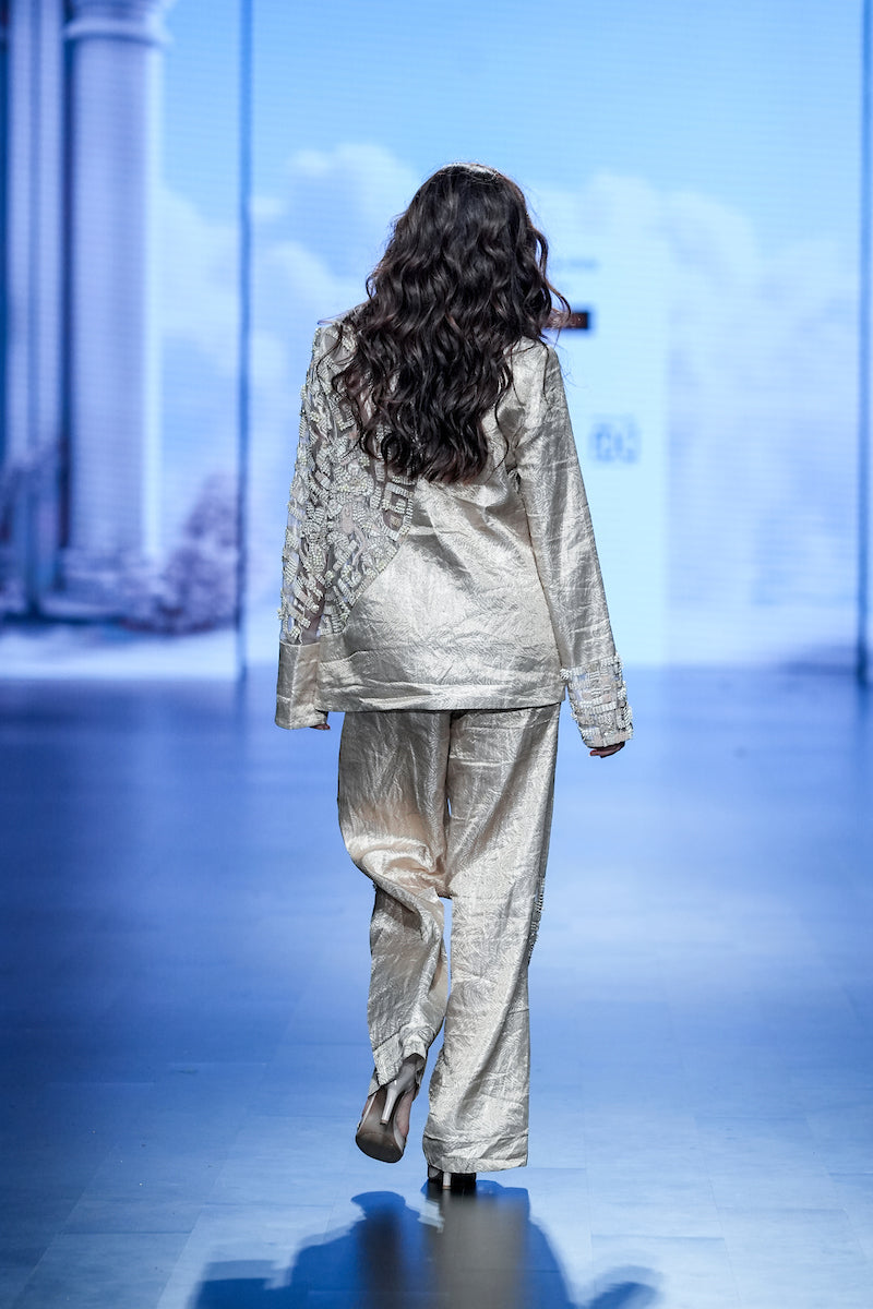 A Brocade coat and matching straight pants (GS2045)