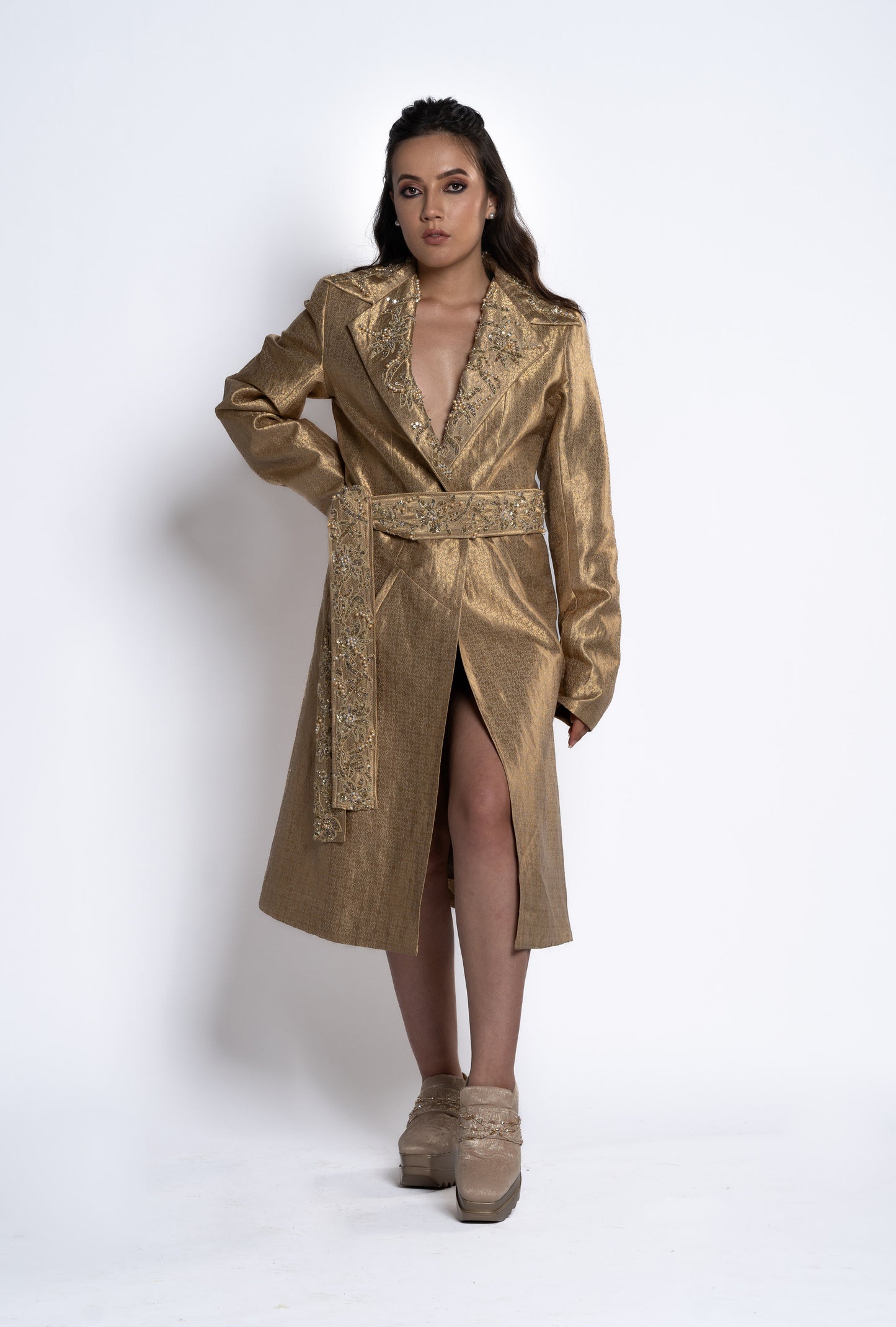 An Elegant brocade trench coat (GS2054)