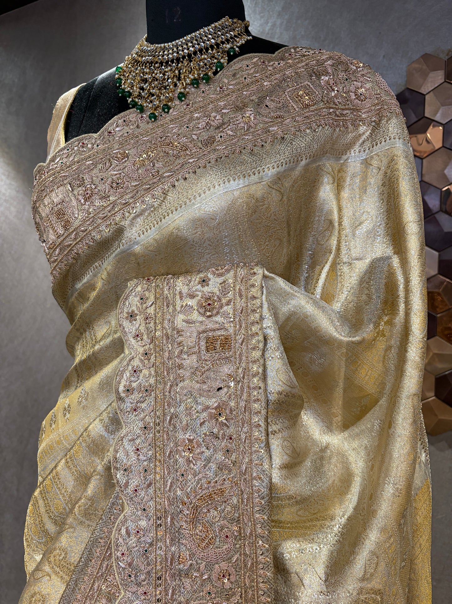 MUKTA HEMA PRABHA