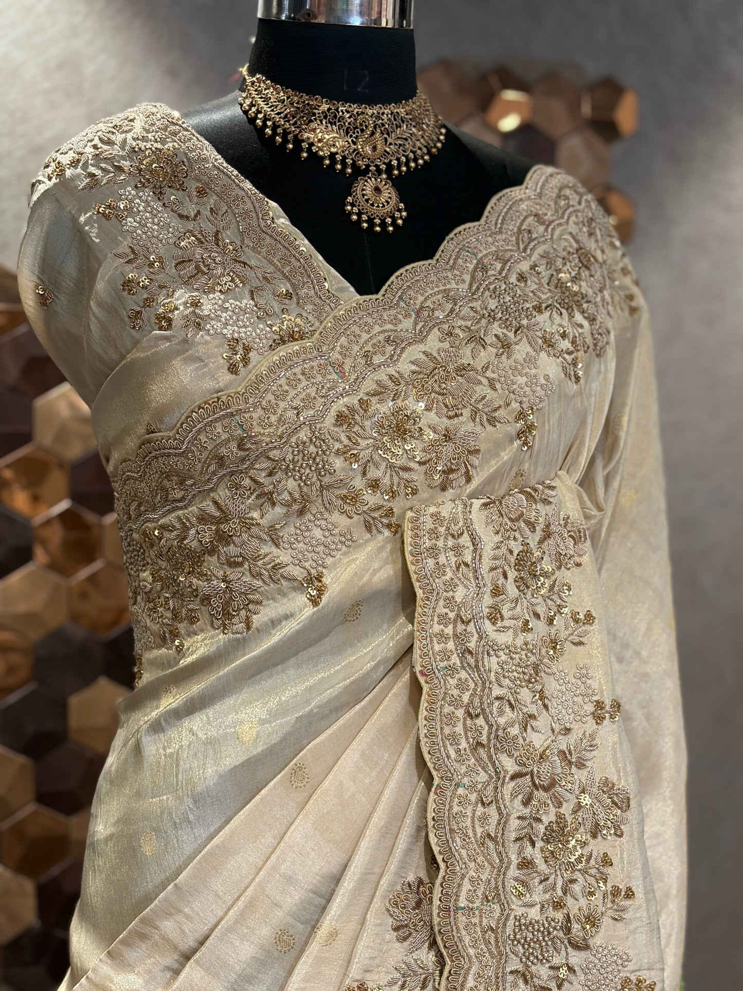 SUKAYUGMA PAITHANI