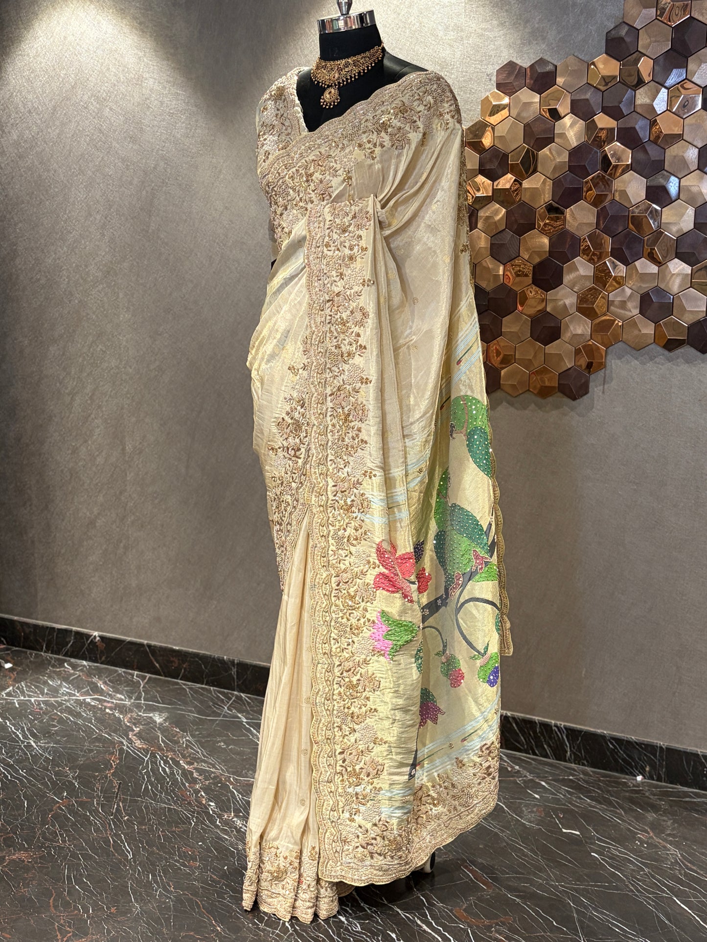 SUKAYUGMA PAITHANI