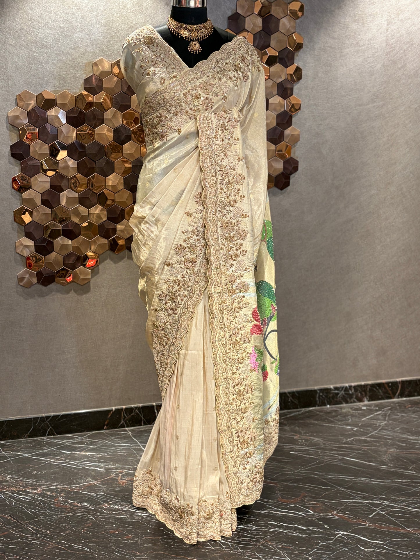 SUKAYUGMA PAITHANI