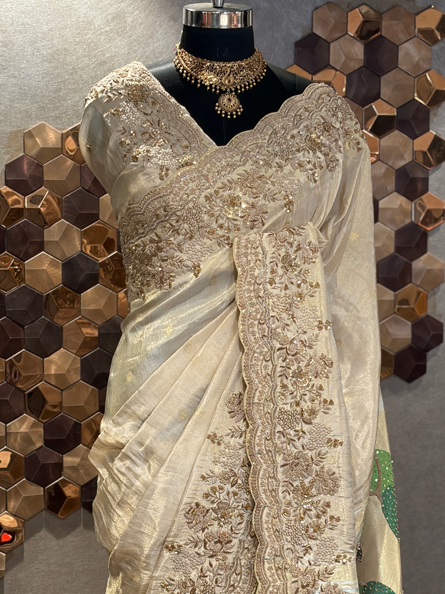 SUKAYUGMA PAITHANI