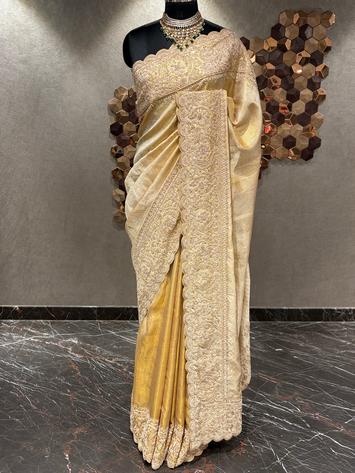 SURANJANA HAMSIKA