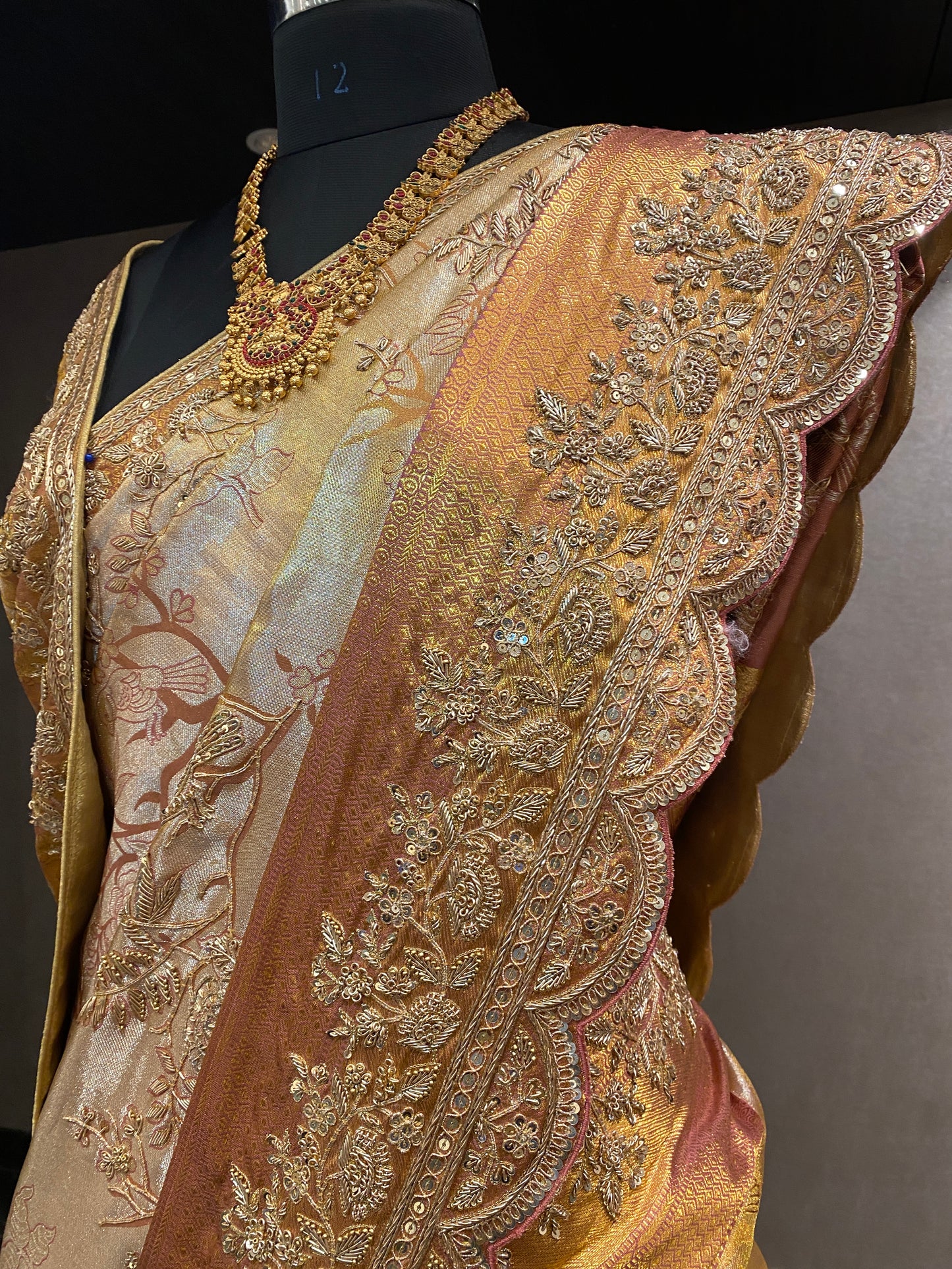 TIMELESS ELEGANCE: EMBELLISHED KANJIVARAM SILK SAREE