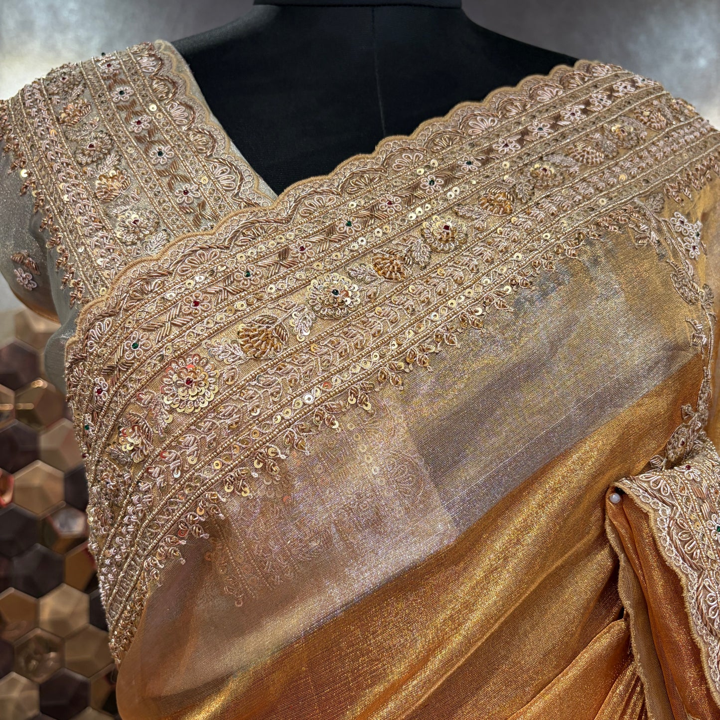 SVARNALAHARI KANCHI-TISSUE