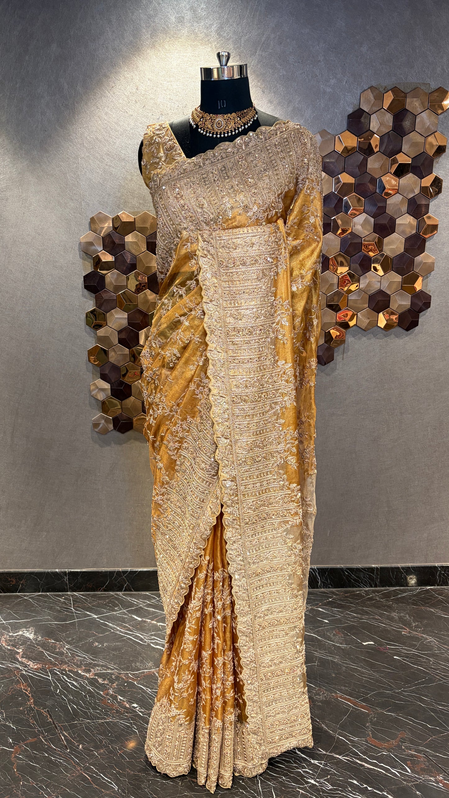 KANAKA PALLAVI KANCHI PATTU TANTU SAREE