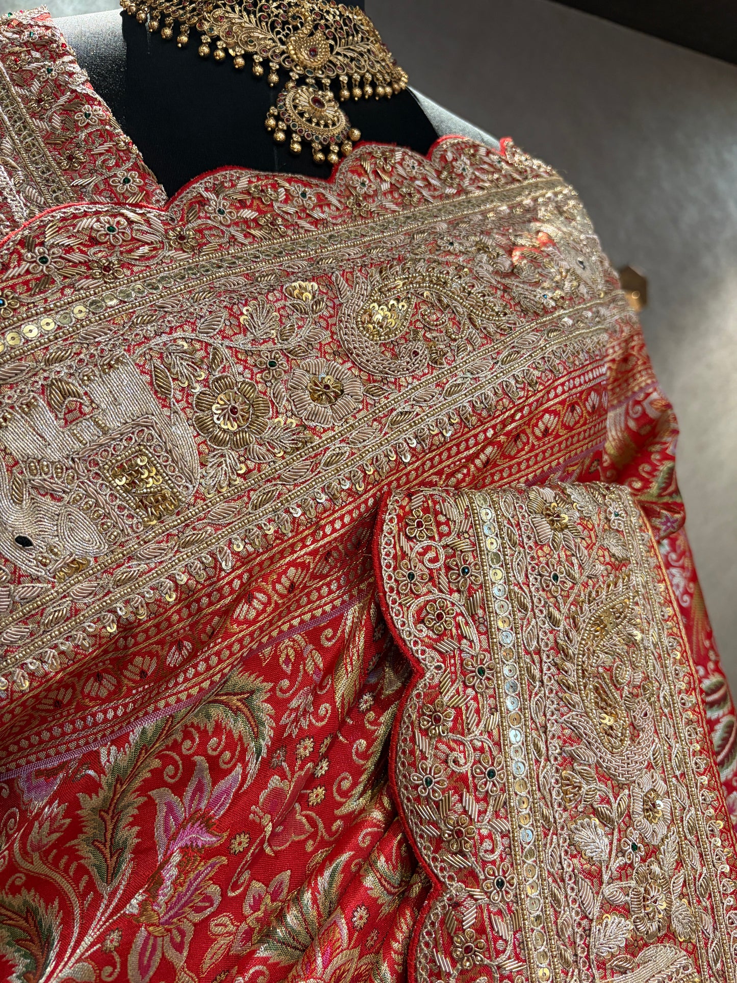 ARUNA KANAKA MAYE